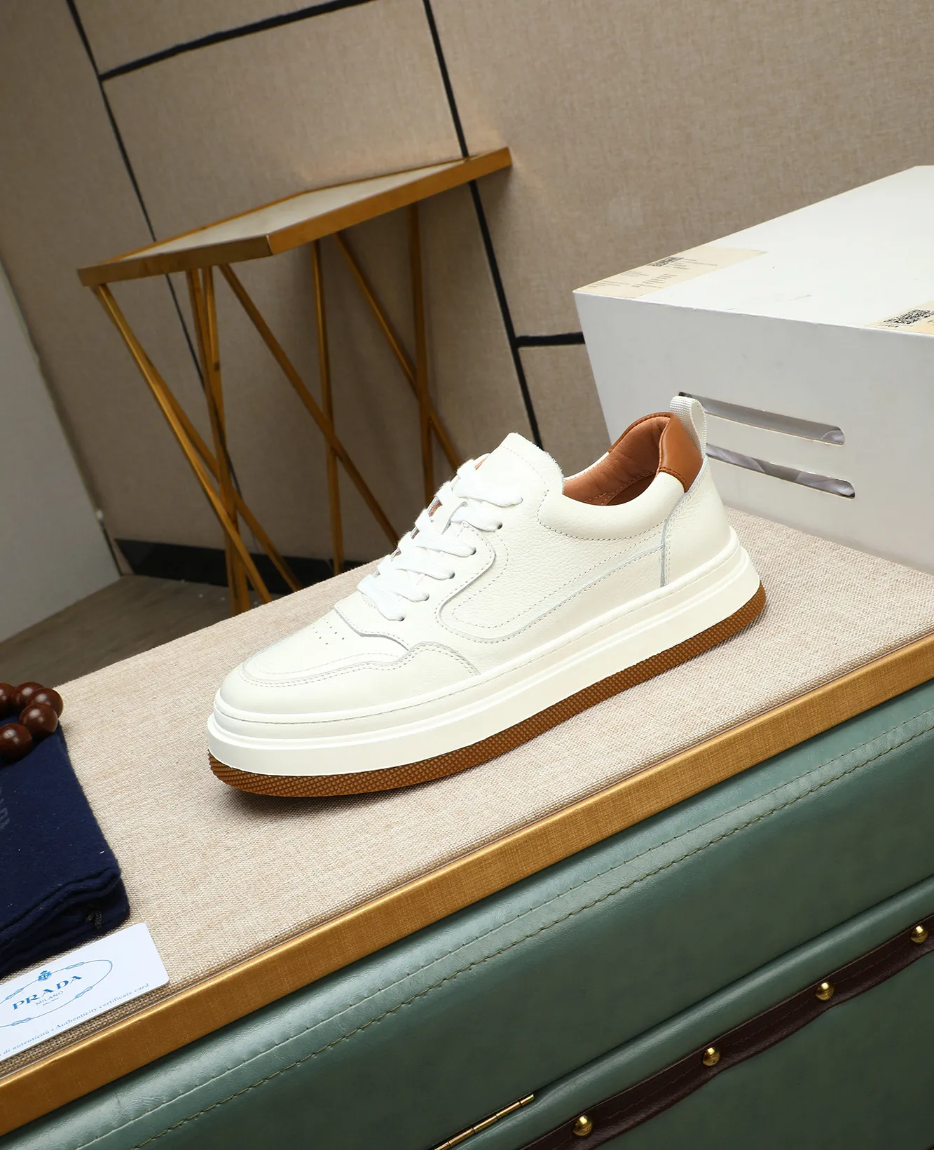 Men's men's shoes 💰460 high-end version. PRADA (Prada) men's casual style, compare the quality at the counter 🧚🏿♂️Imported cowhide fabric 🐎Water-dyed comfortable and soft cowhide lining for feet 🐂Genuine leather outsole with label 🎉 Size 38-44. Can be customized for 45💥🏆